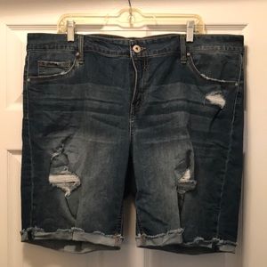 True Craft Plus Size Women’s Bermuda Shorts - Gently Worn/Smoke & Pet Free